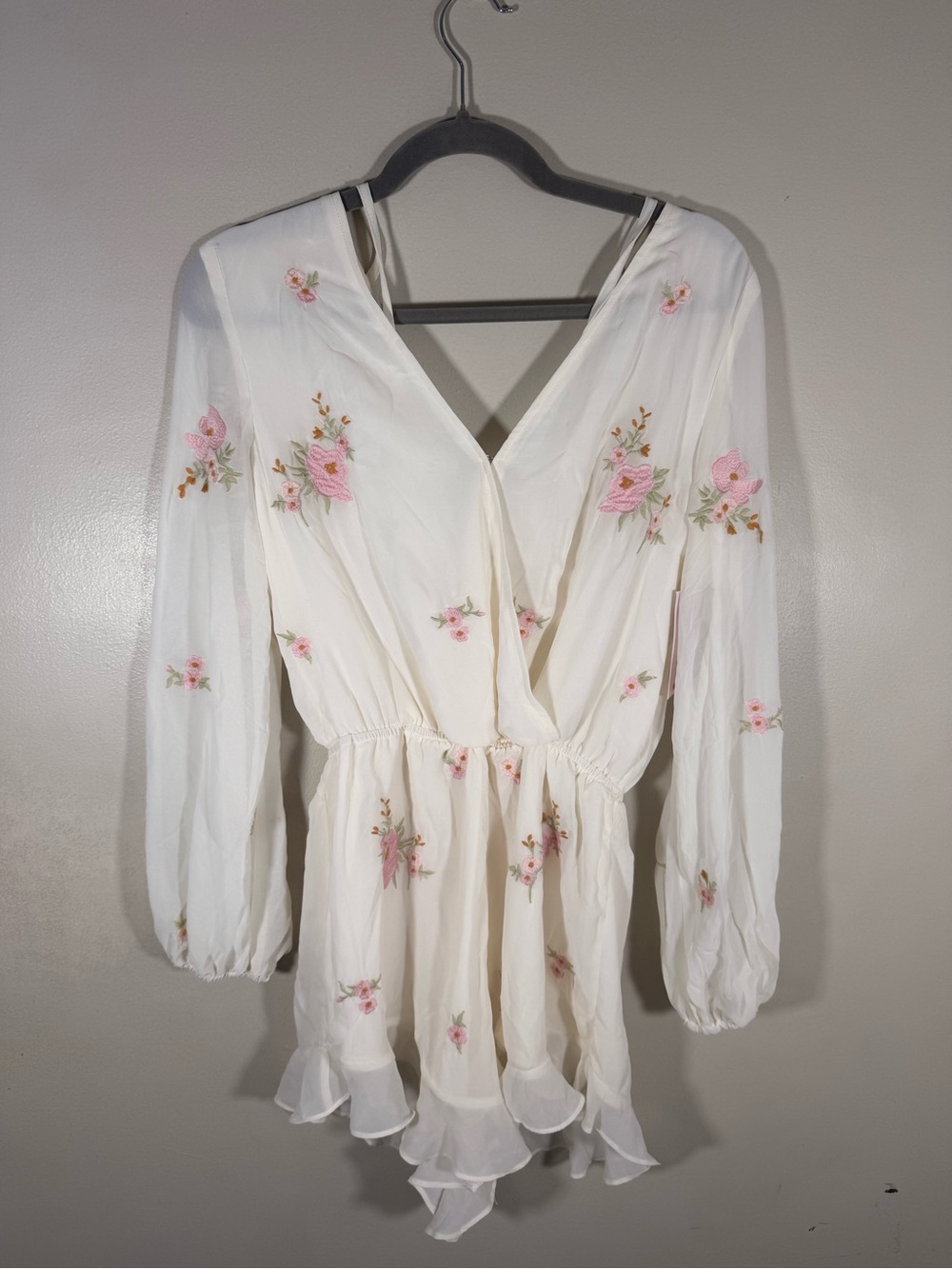Jacqui E Ivory Floral Embroidered Surplice Tunic